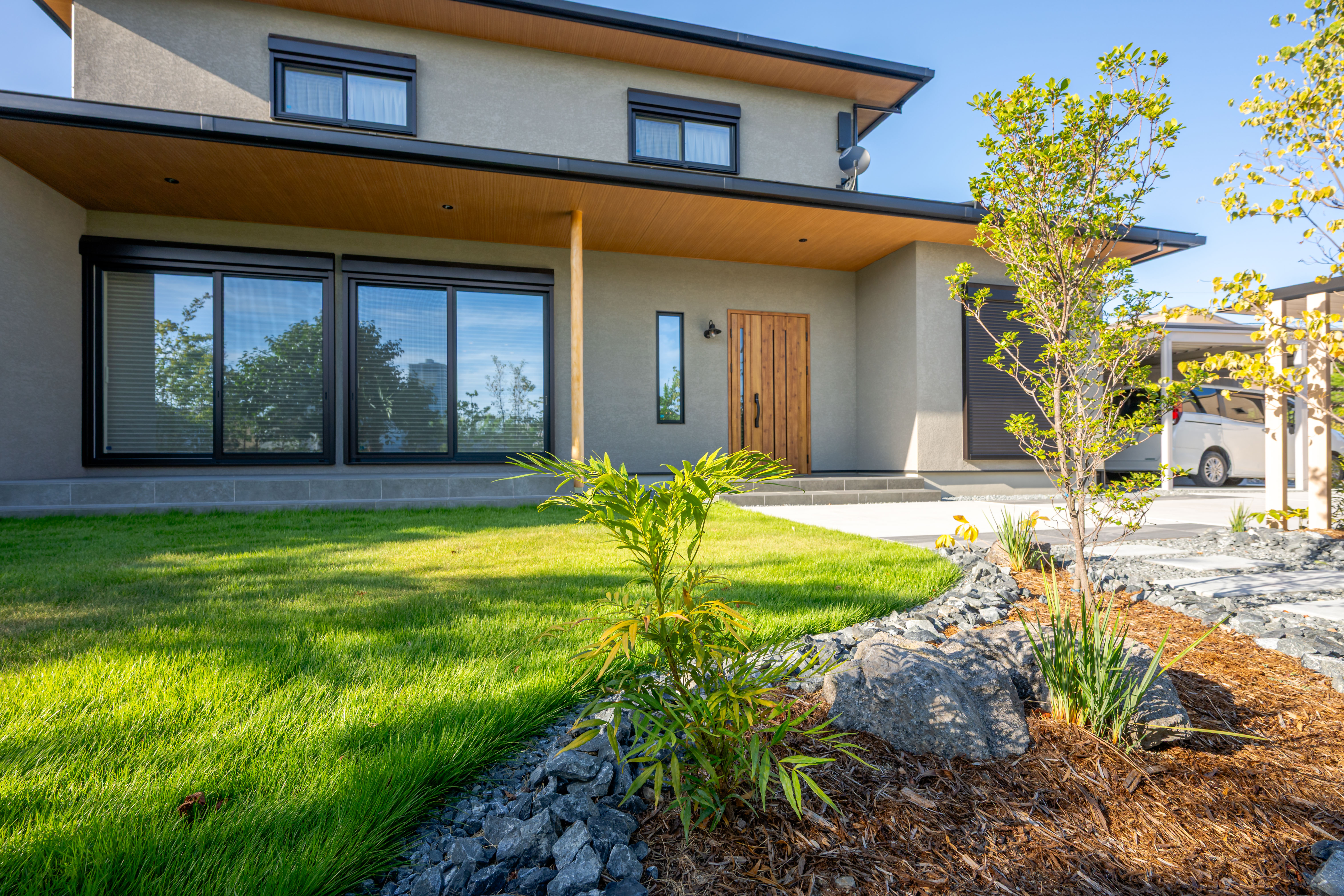 Timeless Japanese Modern Exterior Designの画像| 風姿|自然と空間の永遠の調和|外部空間デザイン・グラン