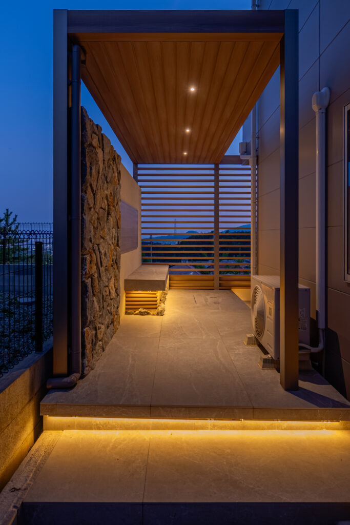 A Private Terrace with a Panoramic Viewの画像| 風姿|自然と空間の永遠の調和|外部空間デザイン・グラン